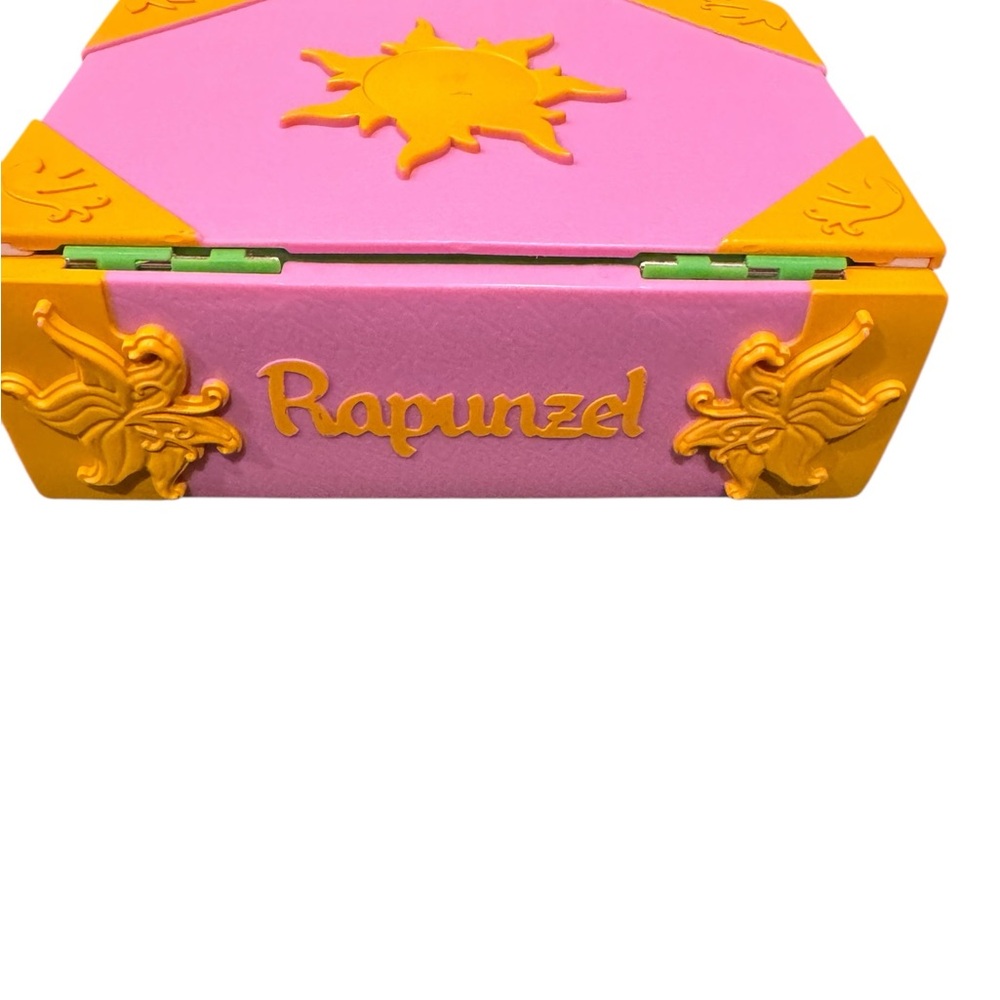 Rapunzel Pink & Gold pretend playset